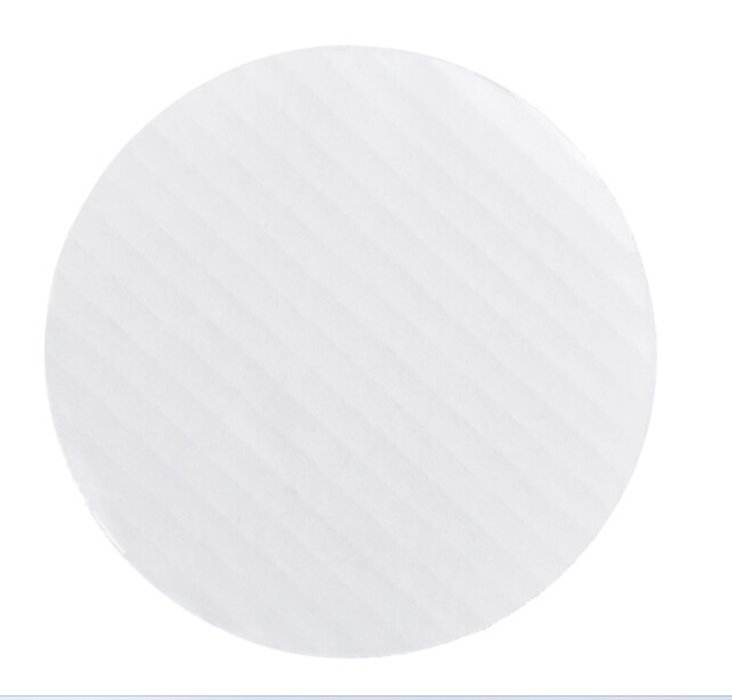 White corrugated cake board for 10-inch round cakes